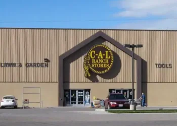 C-A-L Ranch Stores - Top Sites - Farr West, UT